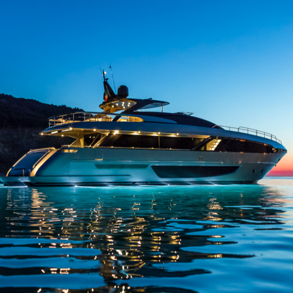The World of Riva Yachts - Riva Boutique